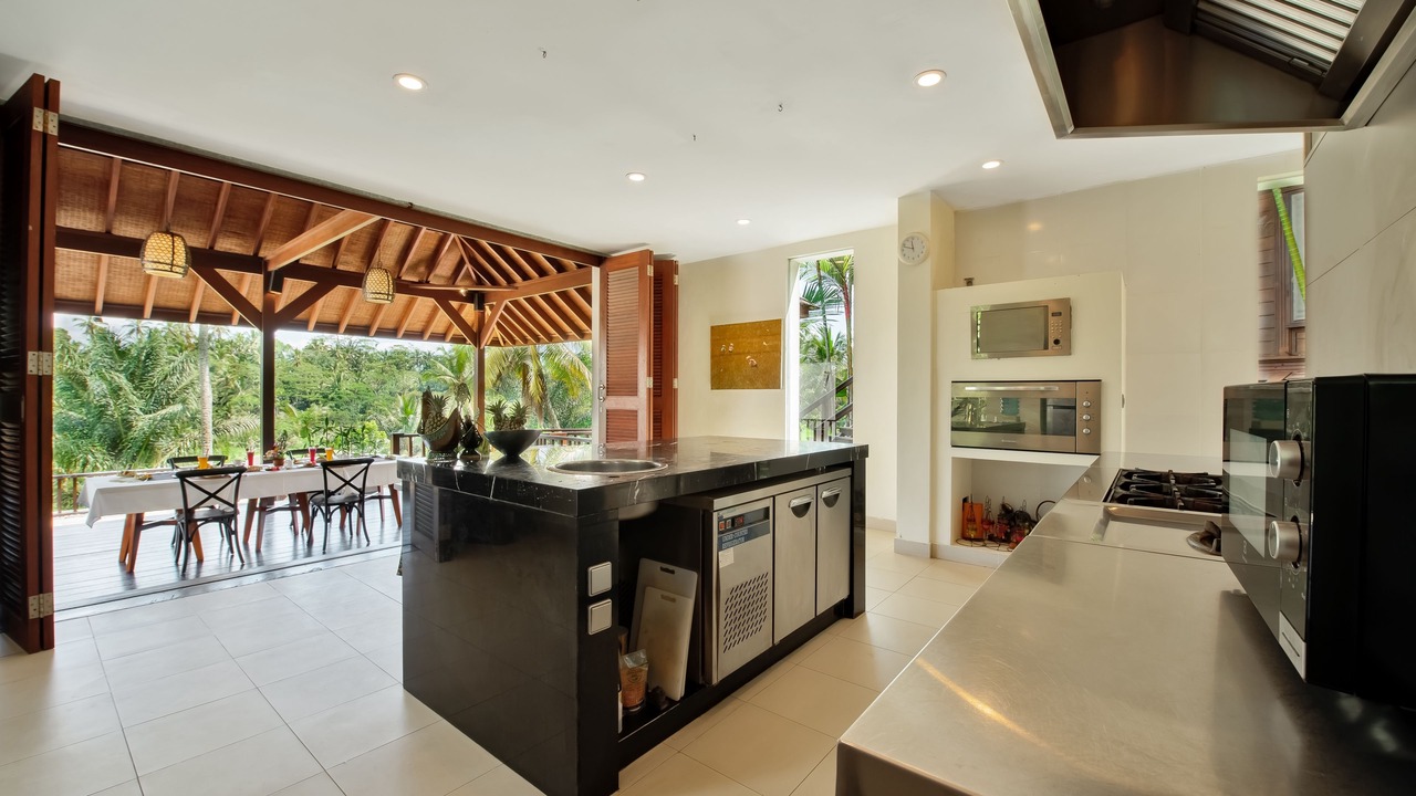 Photo of Kitchen in Sambahan