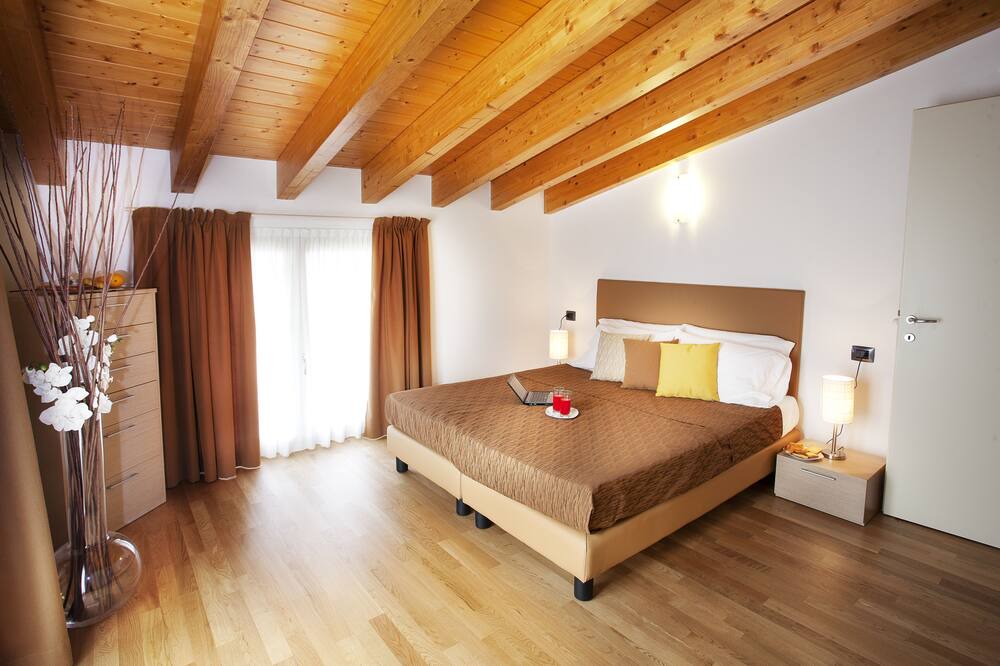 Photo of Bedroom in Cadenabbia