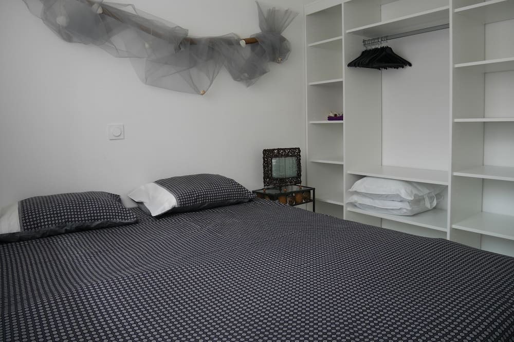 Photo of Bedroom in Theoule-sur-Mer