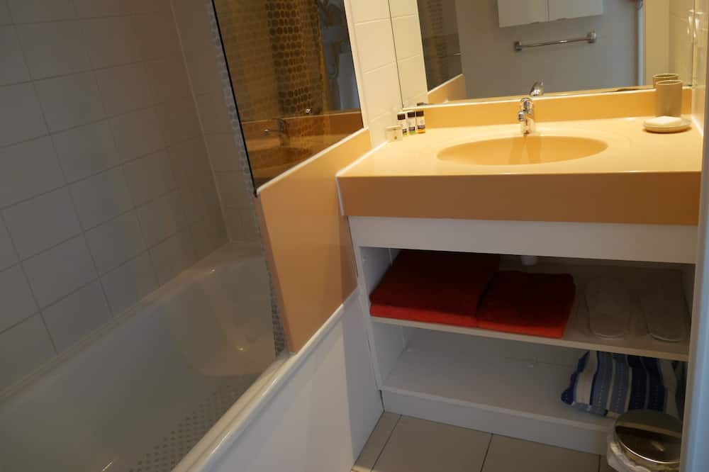 Photo of Bathroom in Theoule-sur-Mer