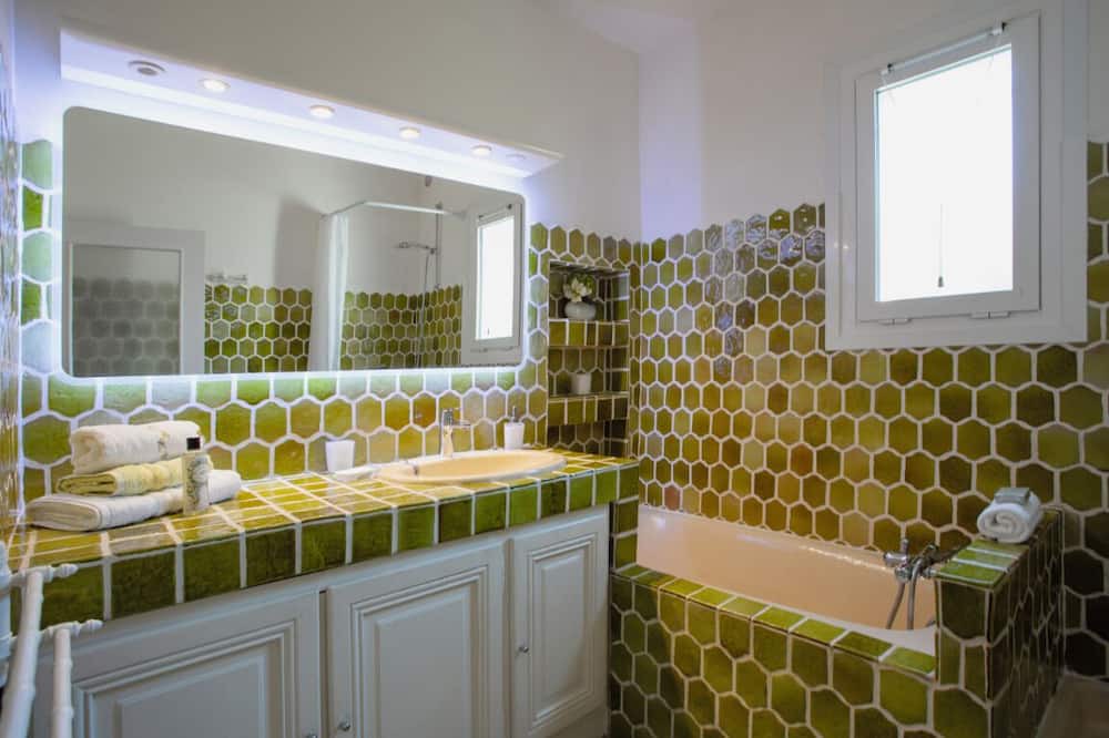 Photo of Bathroom in Rayol-Canadel-sur-Mer
