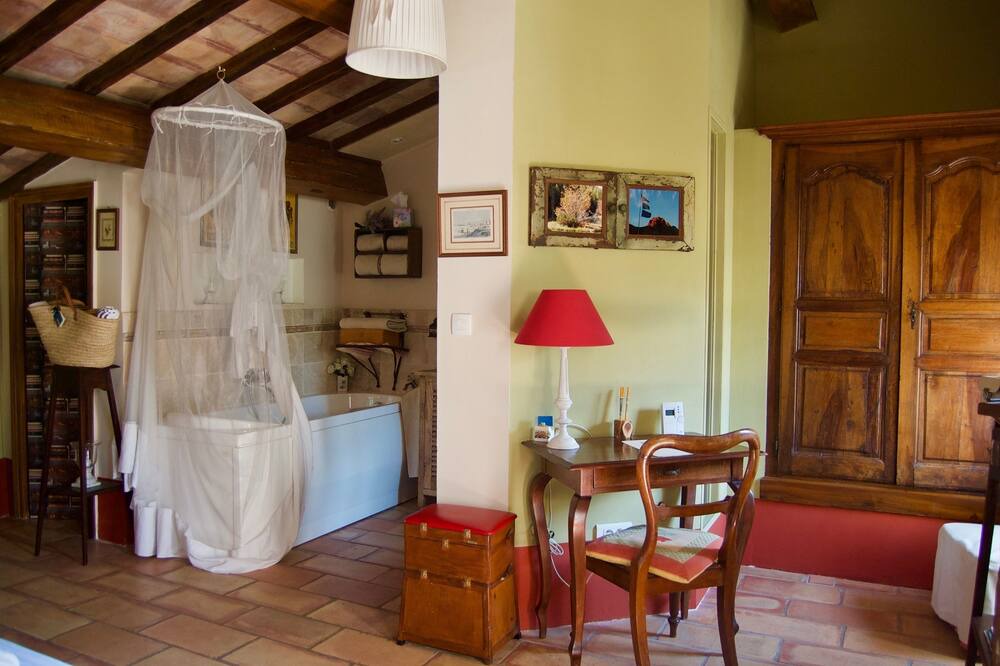 Photo of Bedroom in Saint-Paul-en-Foret