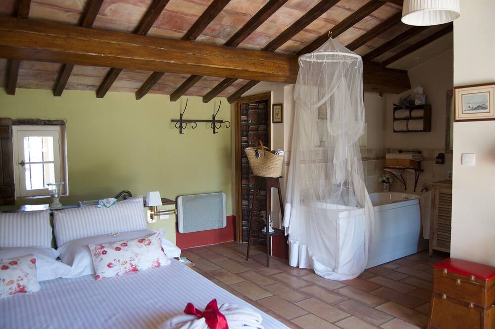 Photo of Bedroom in Saint-Paul-en-Foret