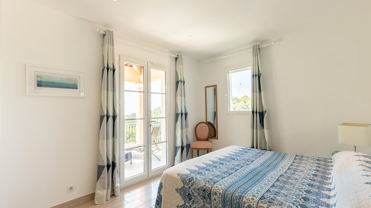 Photo of Bedroom in Montaleigne