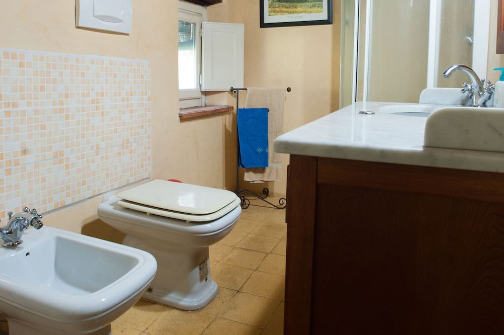 Photo of Bathroom in Nozanno