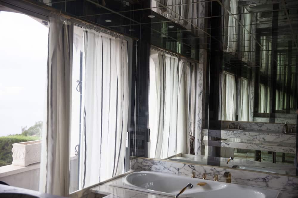 Photo of Bathroom in Theoule-Superieur