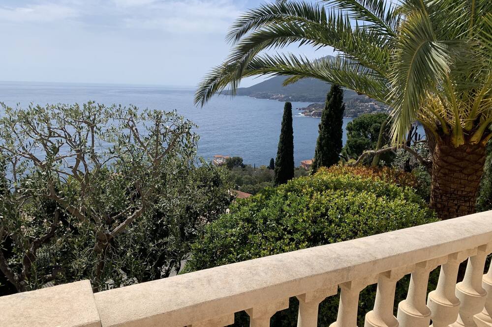 Photo of Patio Balcony in Theoule-Superieur