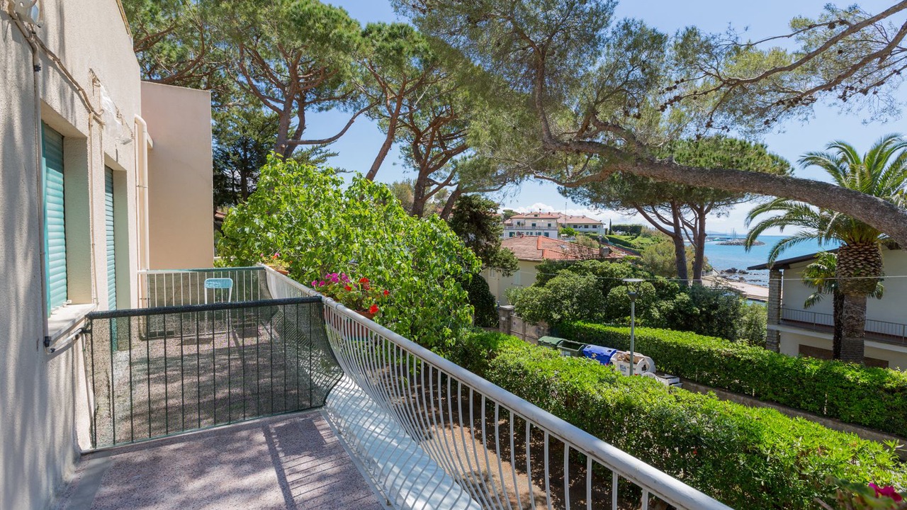 Photo of Bedroom in Castiglioncello