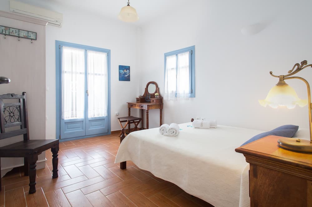 Photo of Bedroom in Agia Paraskevi