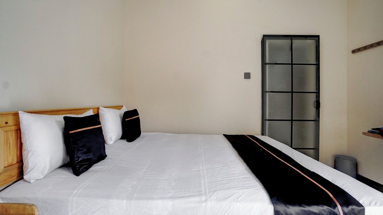Photo of Bedroom in Mojokerto