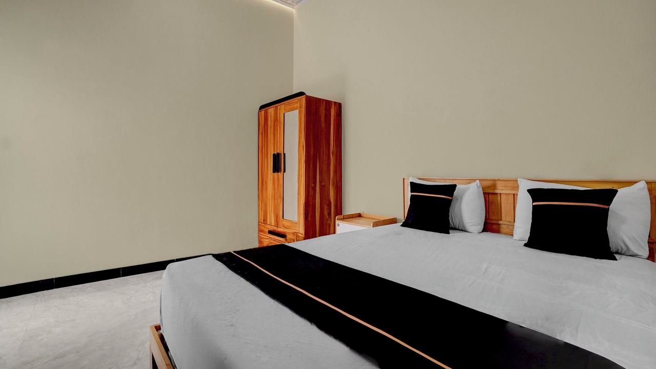 Photo of Bedroom in Mojokerto