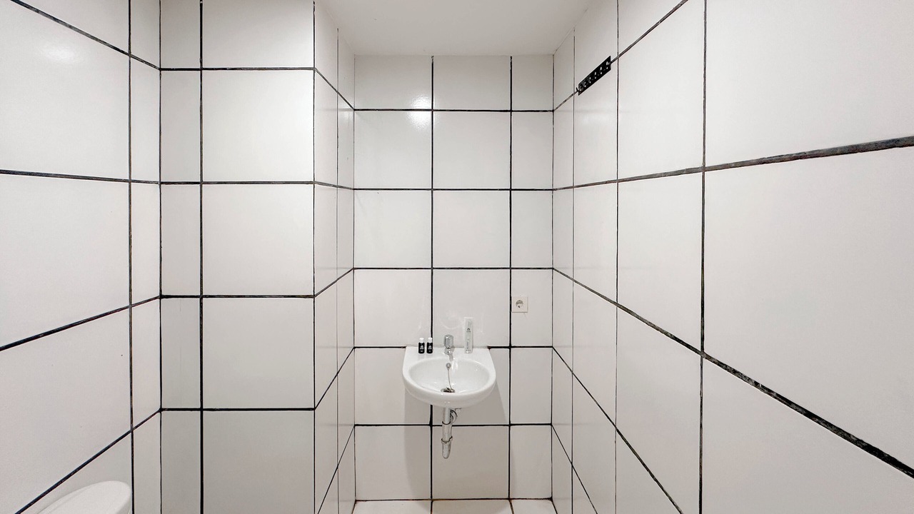 Photo of Bathroom in Surabaya