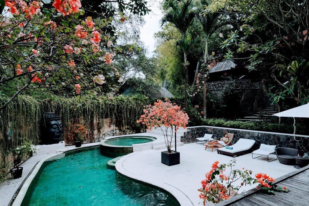 Photo of Outdoor in Cepaka