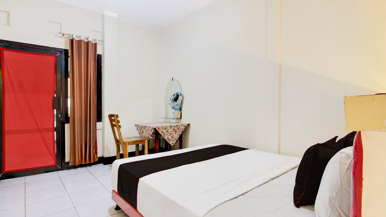 Photo of Bedroom in Tembalang