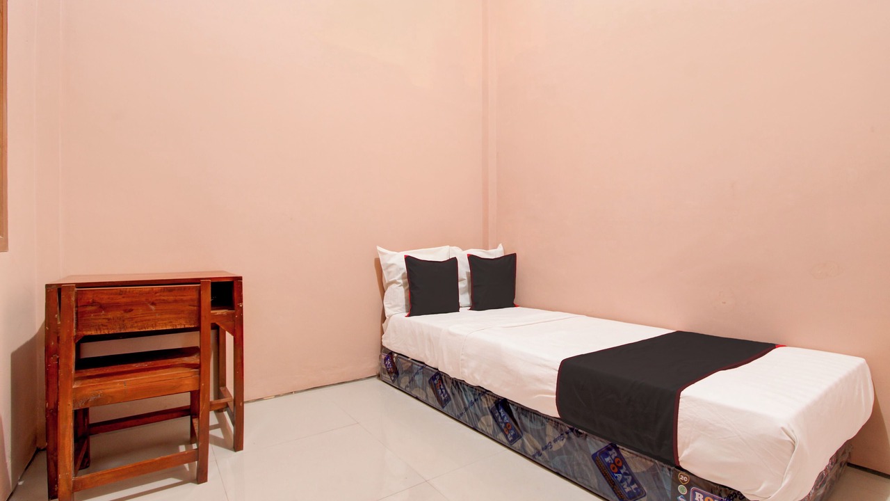 Photo of Bedroom in Sukaradja