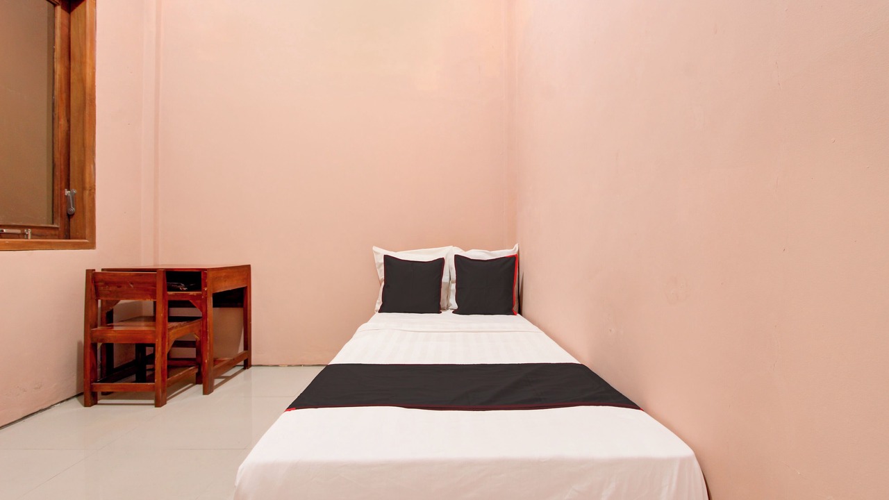 Photo of Bedroom in Sukaradja