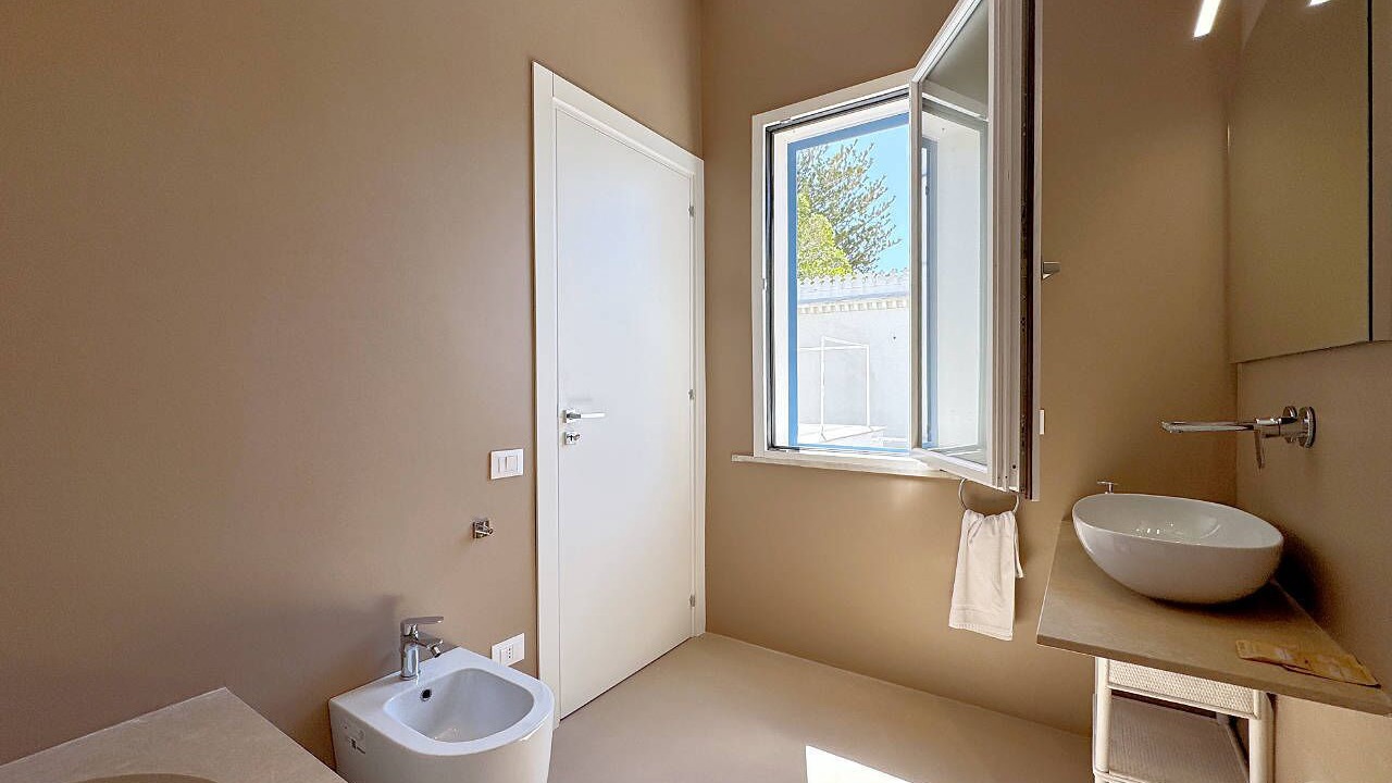 Photo of Bathroom in Mondello