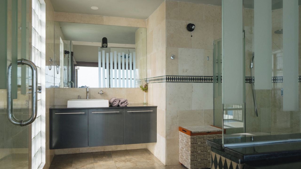 Photo of Bathroom in Bukti