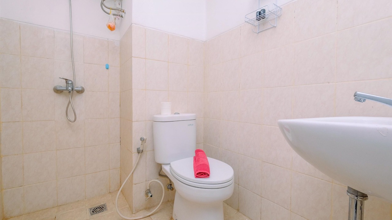 Photo of Bathroom in Pondokcina