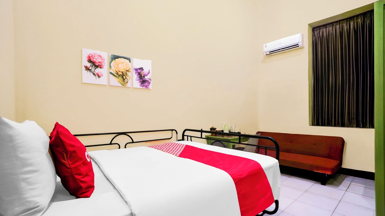 Photo of Bedroom in Mojokerto