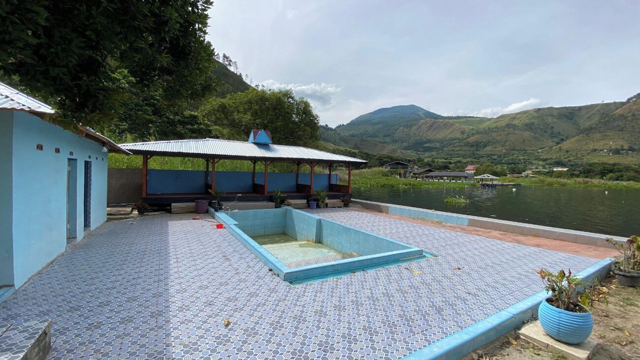Photo of Outdoor in Merek
