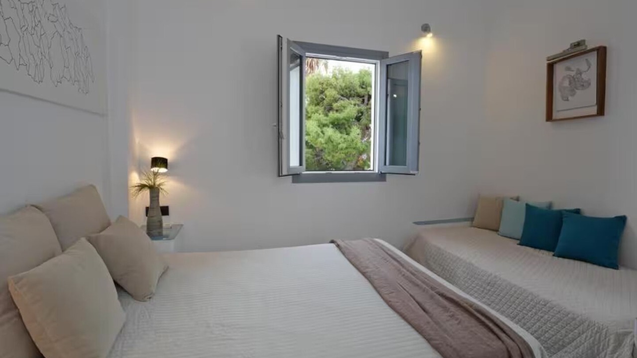 Photo of Bedroom in Perissa
