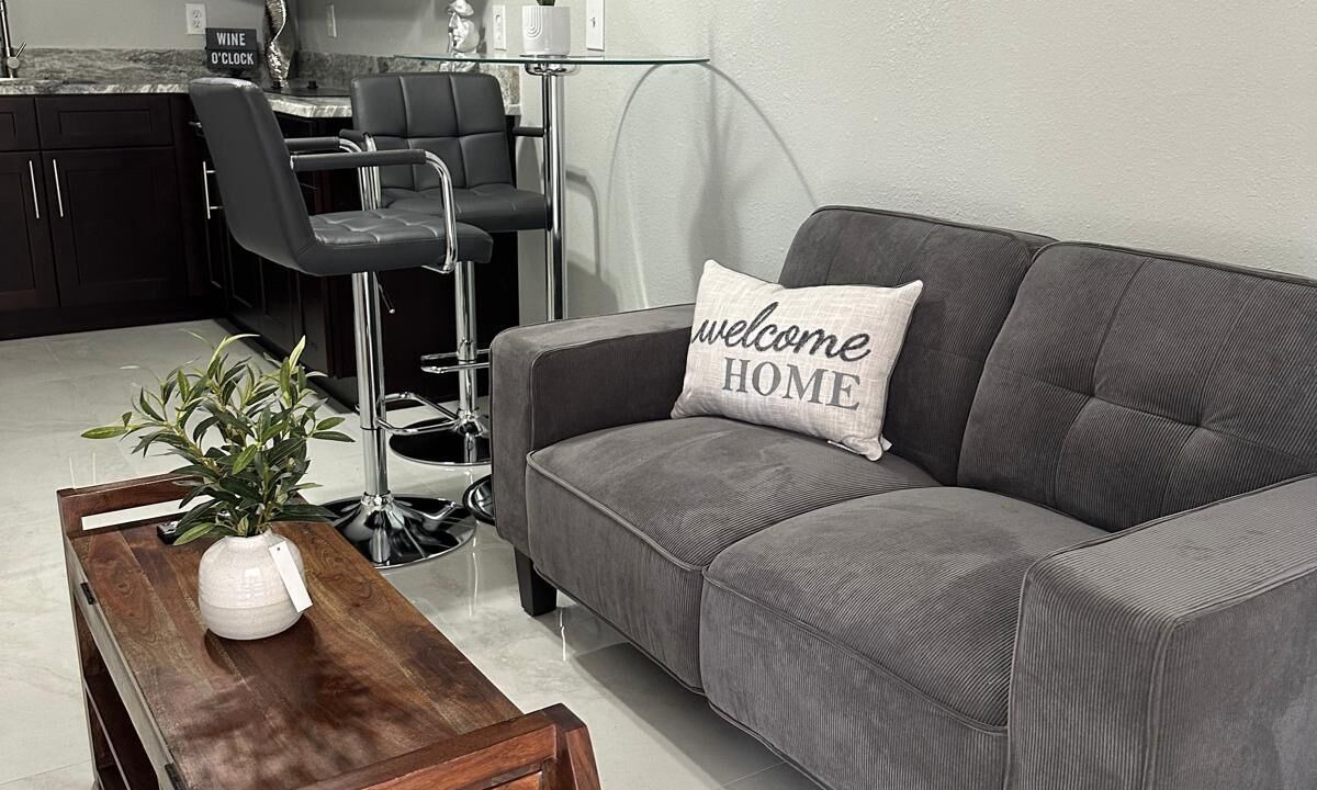 Photo of Livingroom in Azalea Park