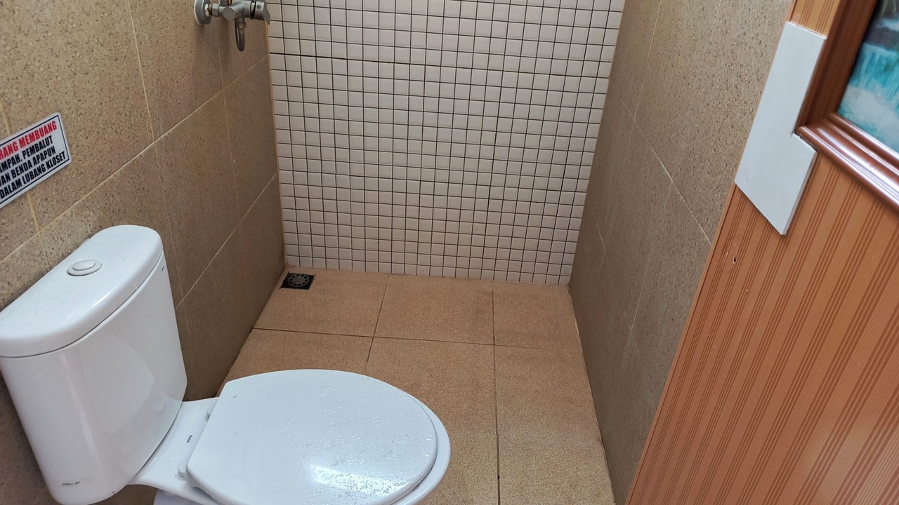 Photo of Bathroom in Cipanas
