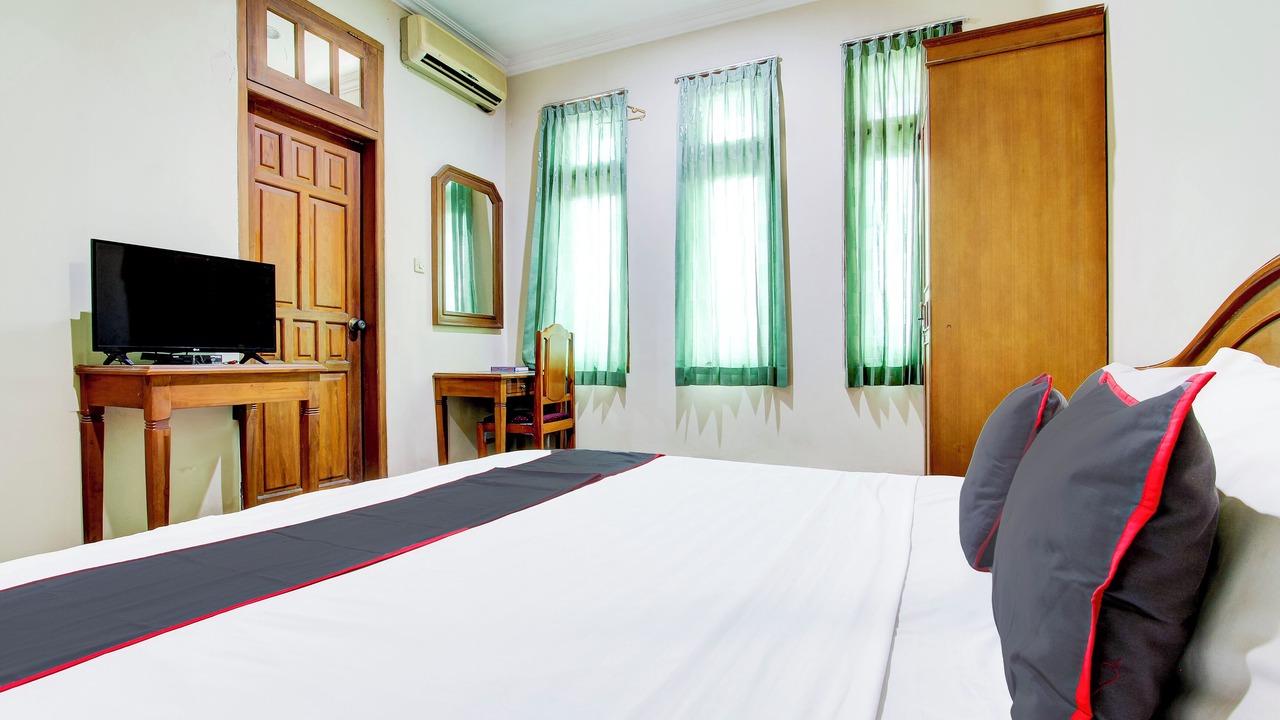 Photo of Bedroom in Banjarsari