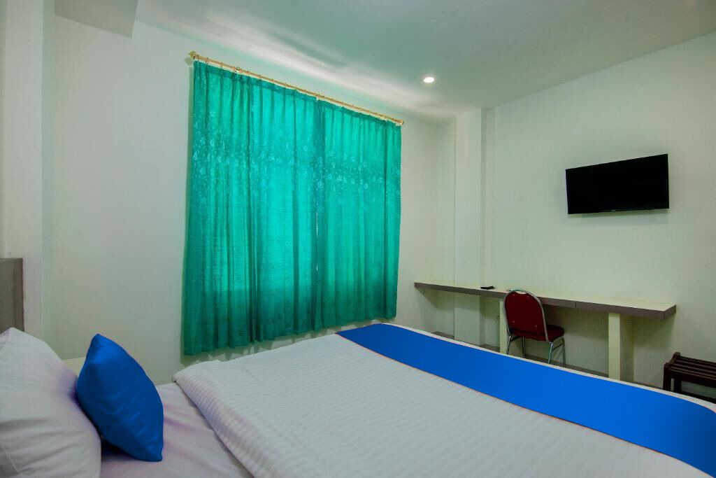 Photo of Bedroom in Pangururan
