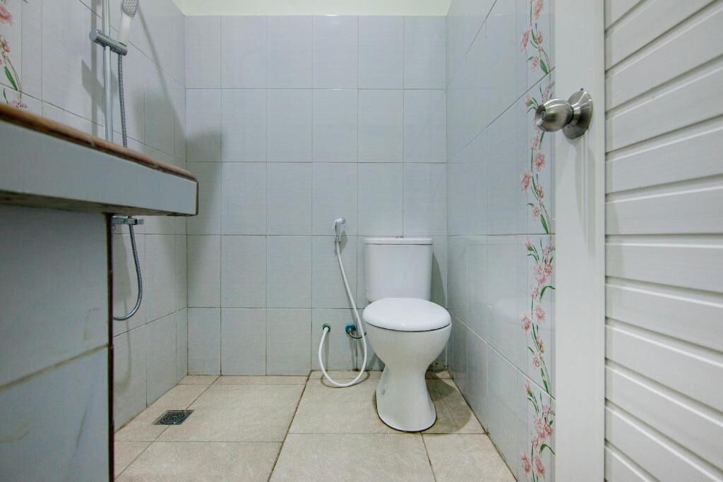 Photo of Bathroom in Pangururan