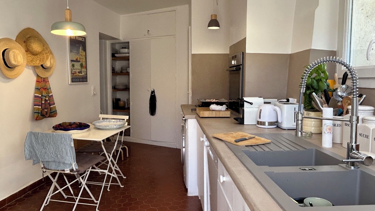 Photo of Kitchen in La Garde-Freinet