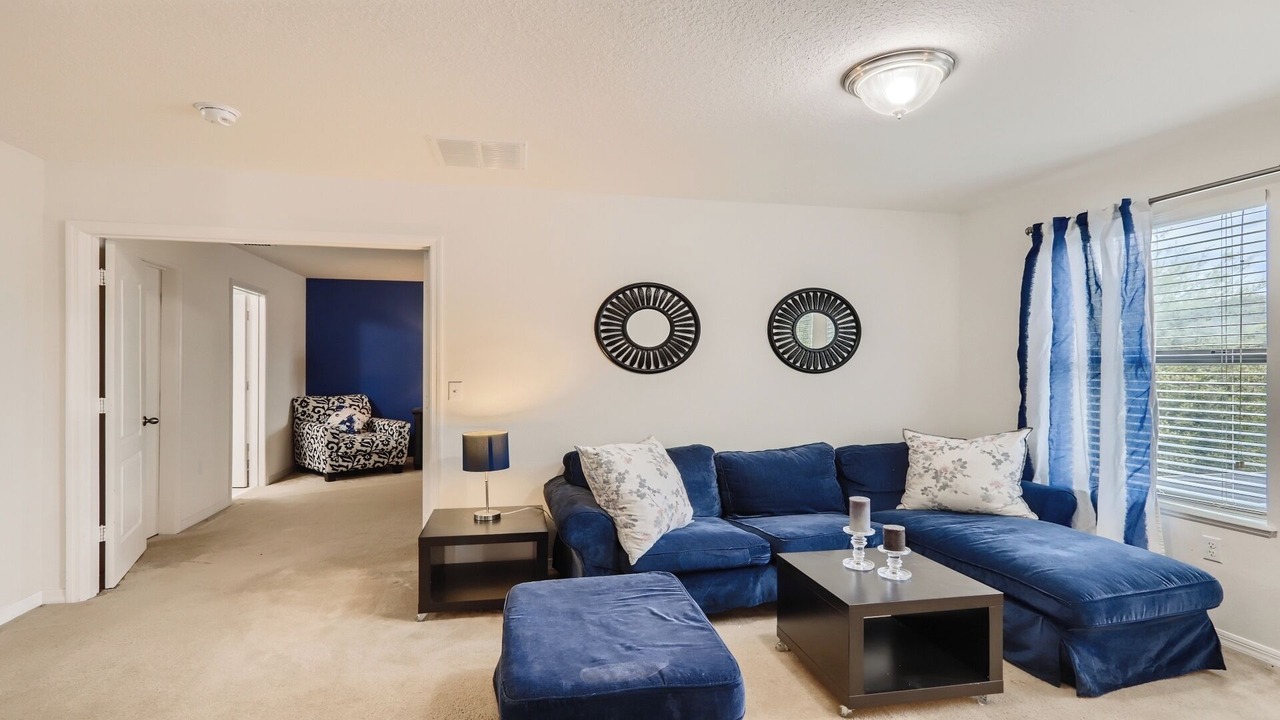 Photo of Livingroom in Cypress Pointe