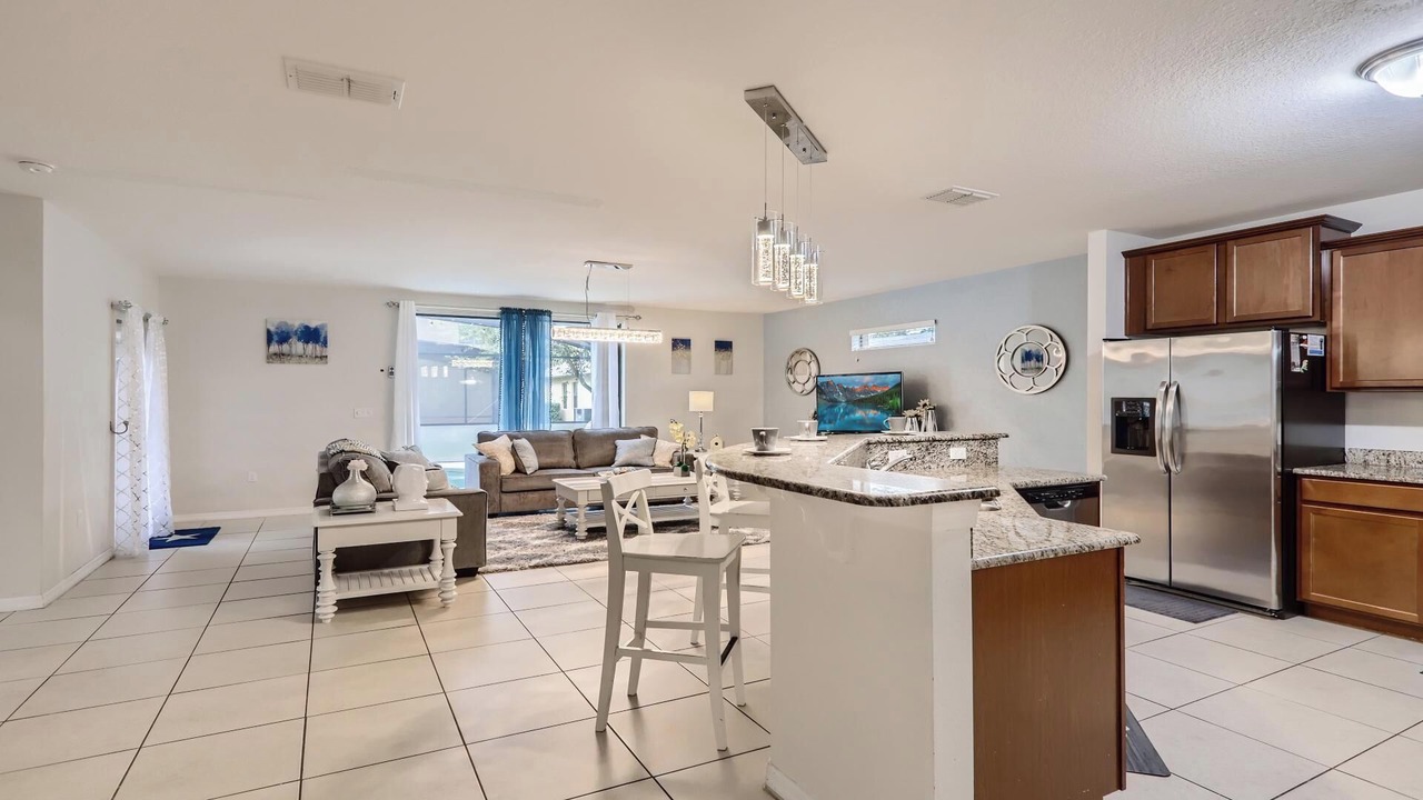 Photo of Livingroom in Cypress Pointe