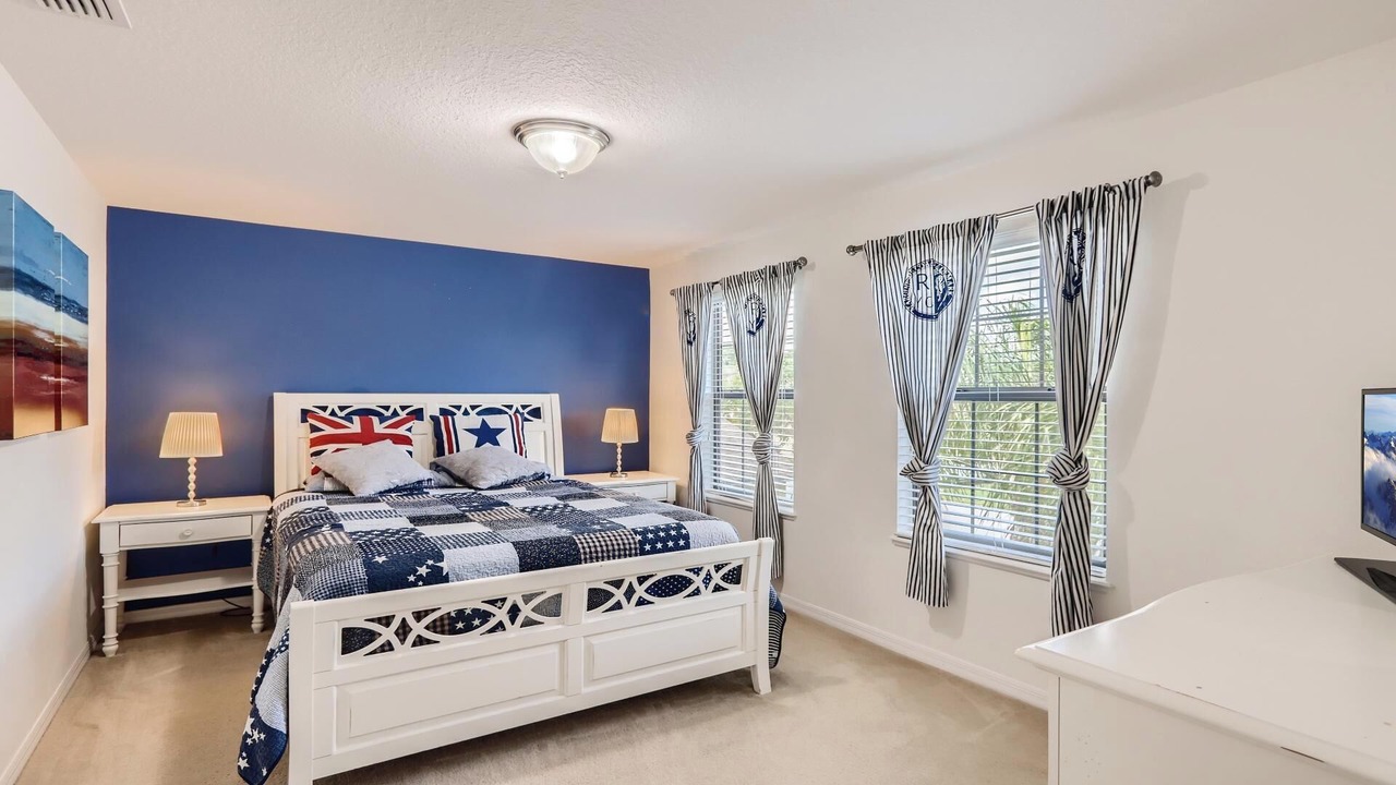 Photo of Bedroom in Cypress Pointe