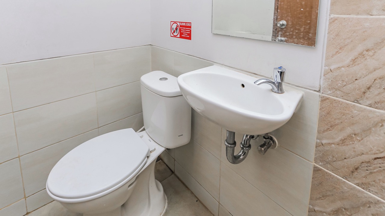 Photo of Bathroom in Bekasi Timur