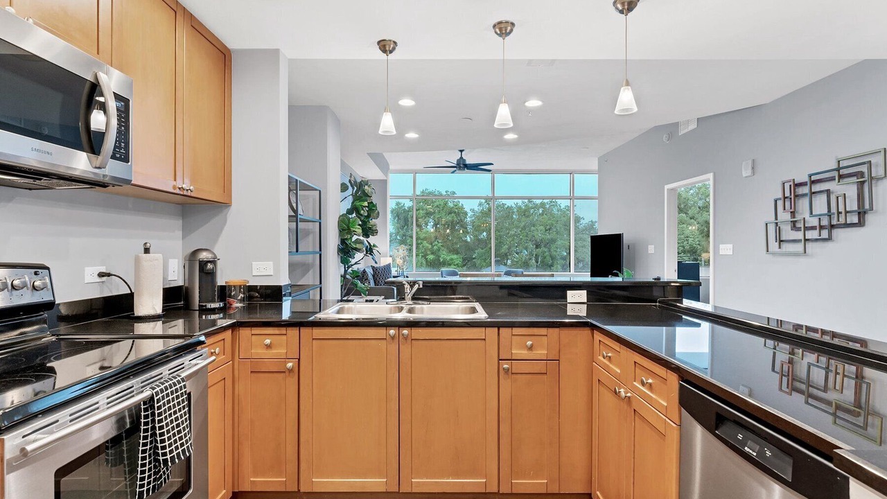 Photo of Kitchen in South Eola