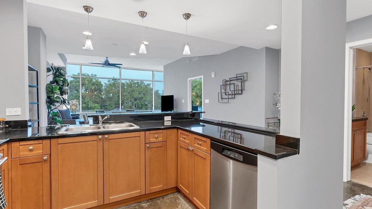 Photo of Kitchen in South Eola