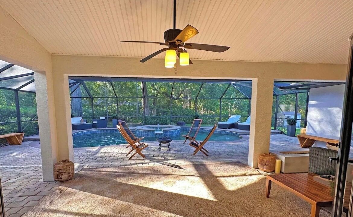 Photo of Patio Balcony in Mount Plymouth
