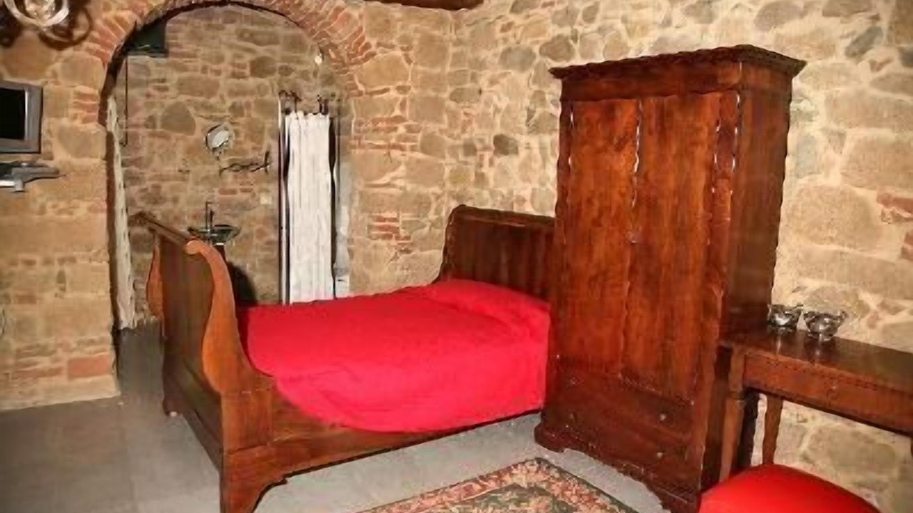 Photo of Bedroom in Monticchiello