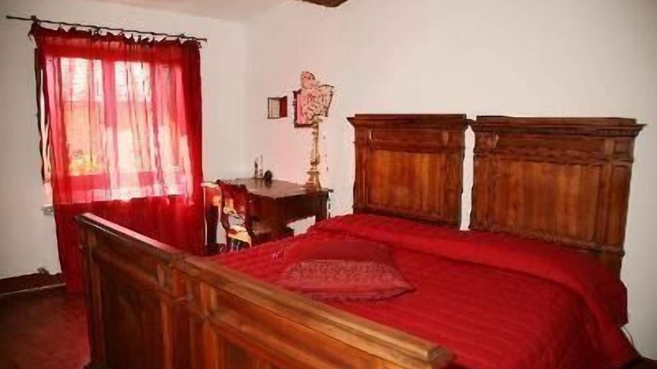 Photo of Bedroom in Monticchiello