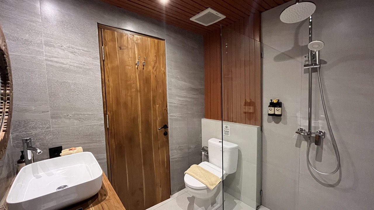 Photo of Bathroom in Kaliasem