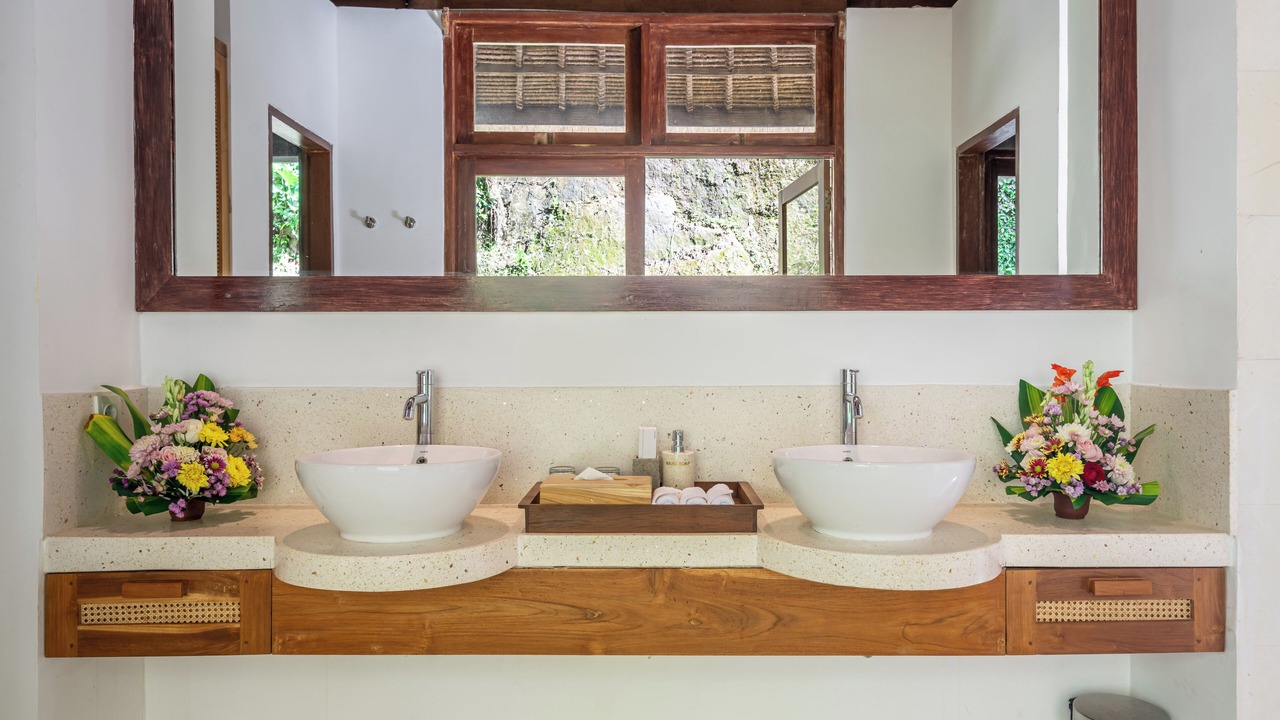 Photo of Bathroom in Cepaka