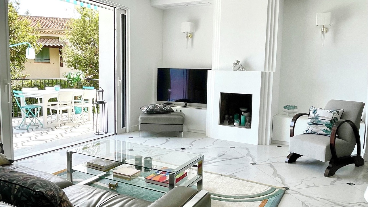 Photo of Livingroom in Carnot