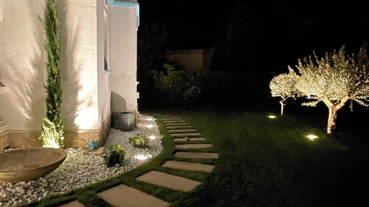 Photo of Outdoor in Carnot