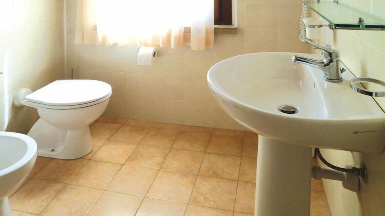 Photo of Bathroom in Vada