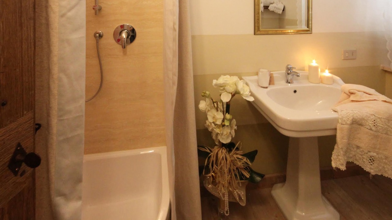 Photo of Bathroom in Gallina