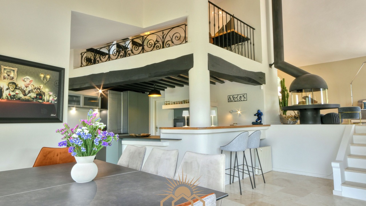 Photo of Kitchen in Le Plan-de-Grasse