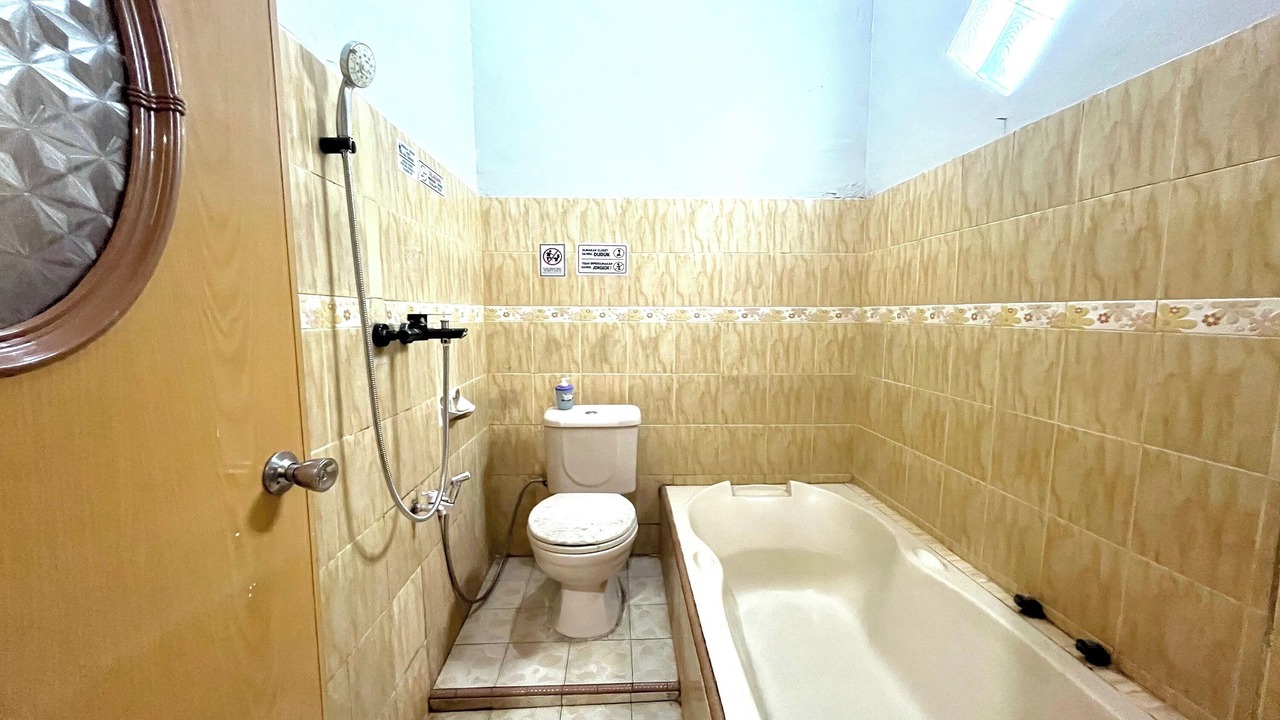 Photo of Bathroom in Jambi