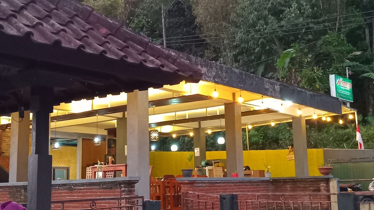 Photo of Others in Munduk